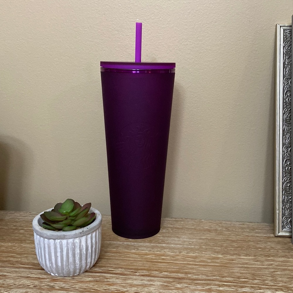 2022 Starbucks soft touch purple venti NWT